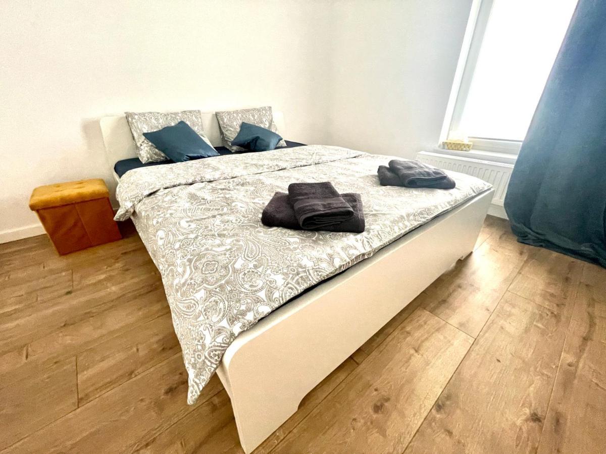 Apartament 02 - Rezydencja ウストロニエ・モルスキエ エクステリア 写真