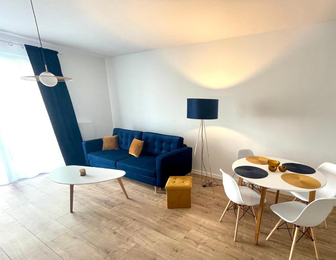Apartament 02 - Rezydencja ウストロニエ・モルスキエ エクステリア 写真