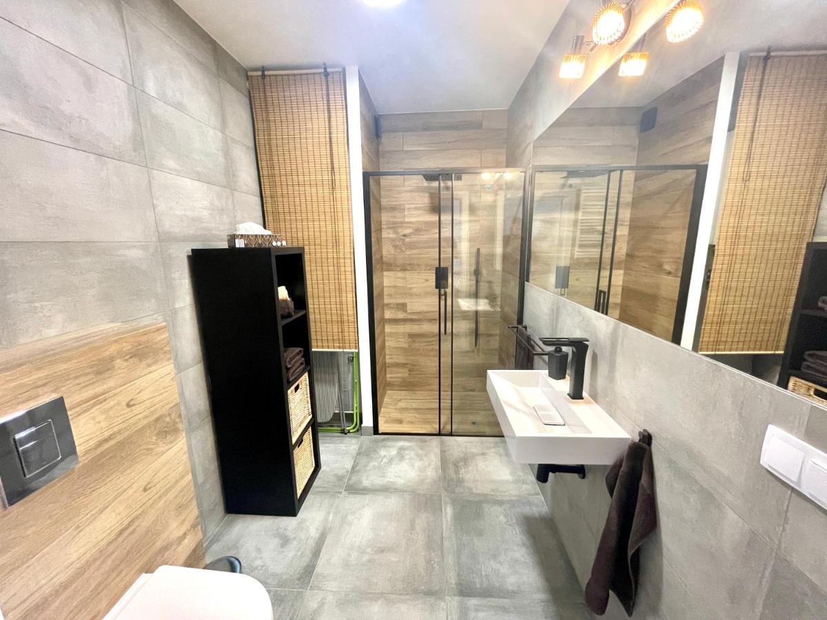 Apartament 02 - Rezydencja ウストロニエ・モルスキエ エクステリア 写真